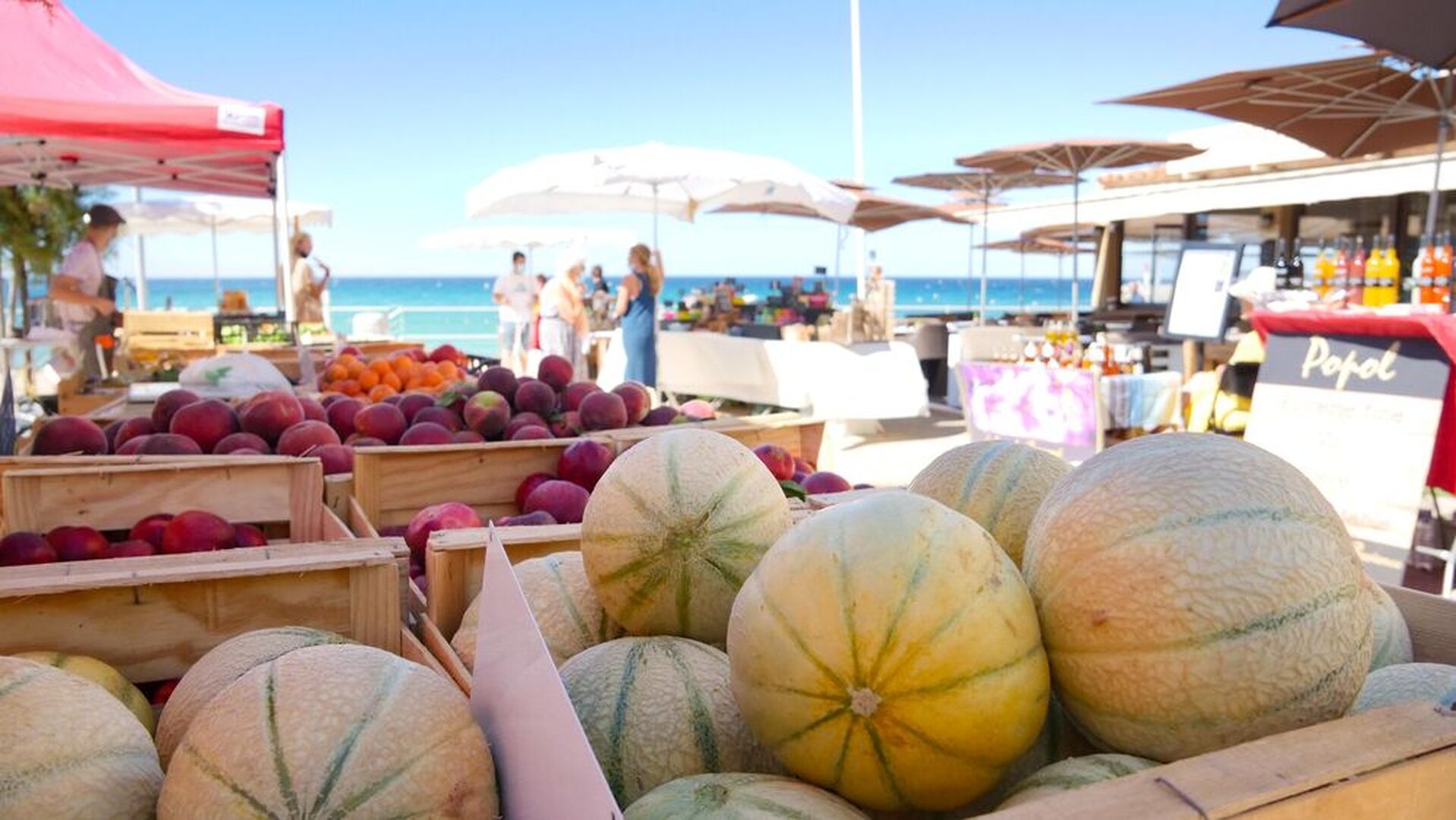 Marché Saint Cyr les pieds dans l'eau