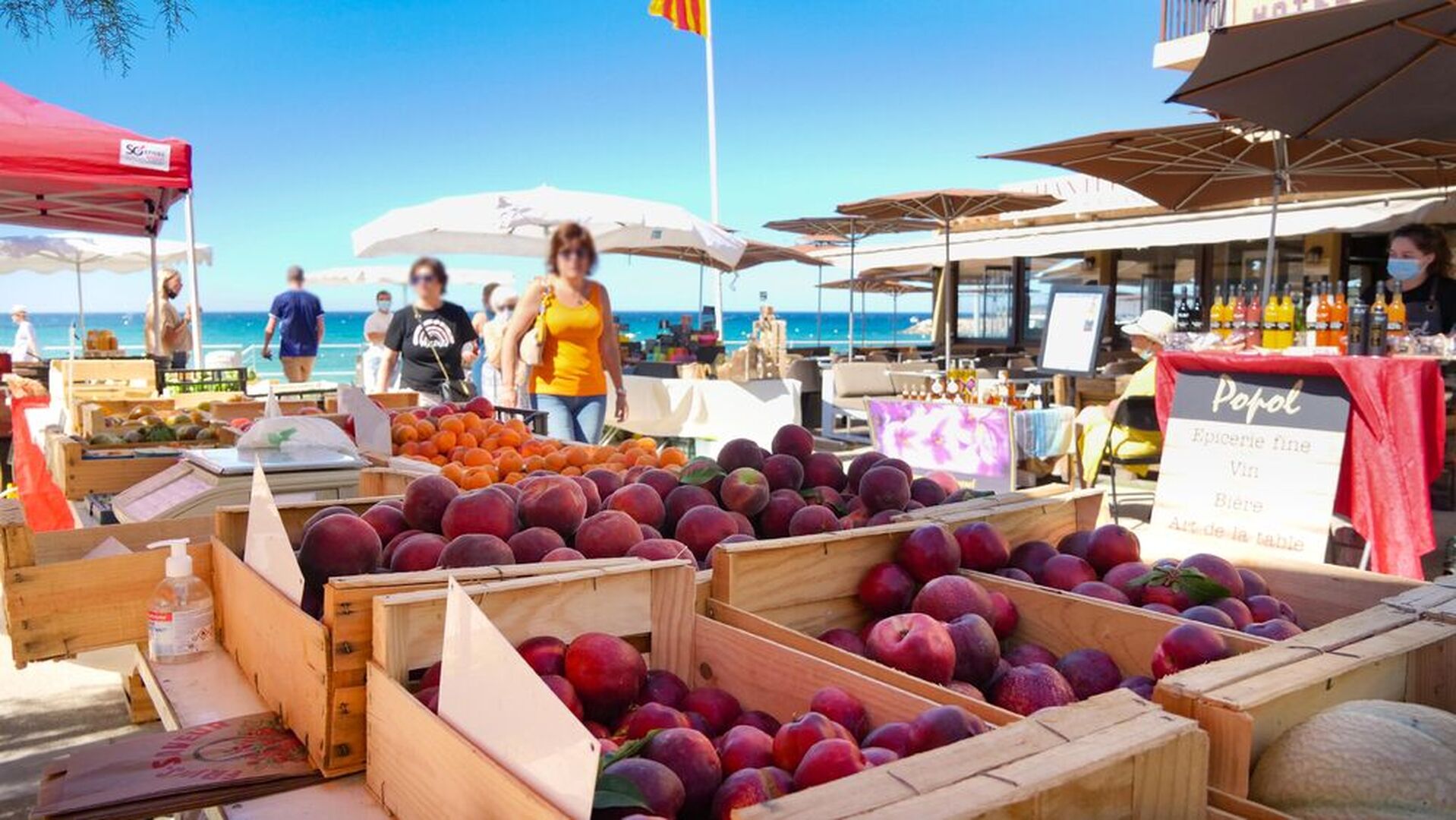 Marché Saint Cyr les pieds dans l'eau