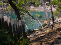 Calanque de port d'Alon