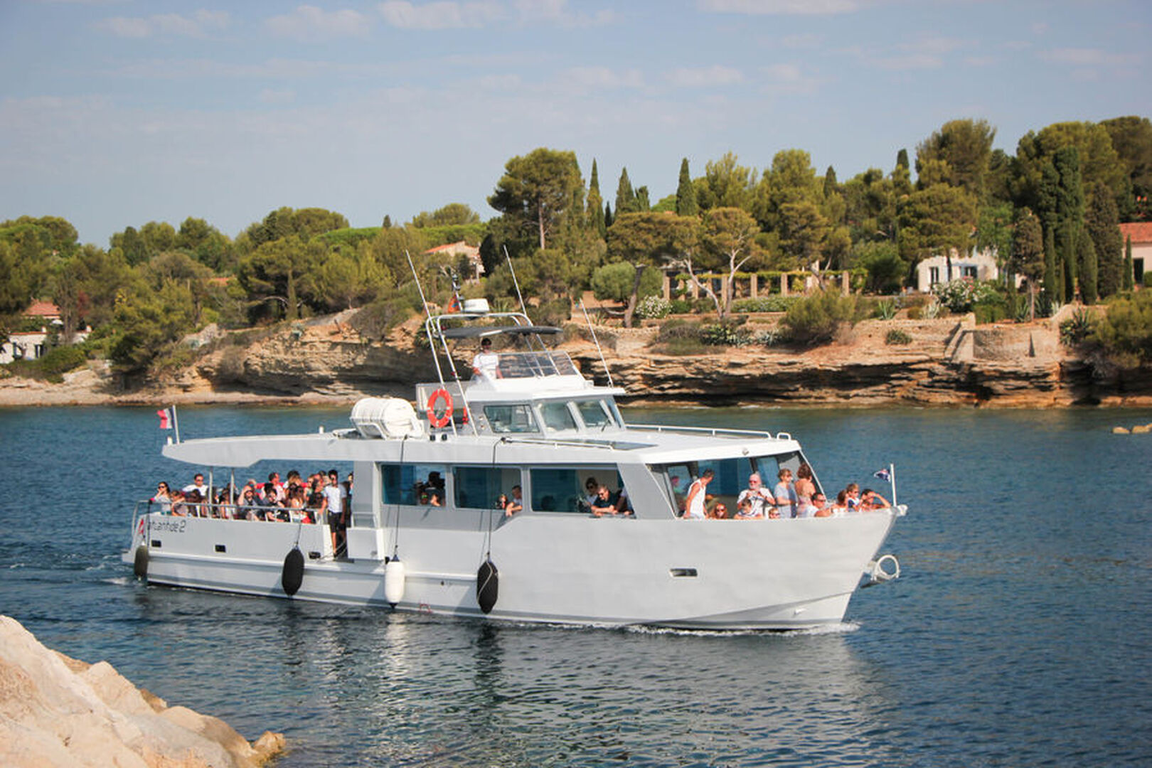 Promenade en mer commentée des 7 calanques  avec l'Atlantide