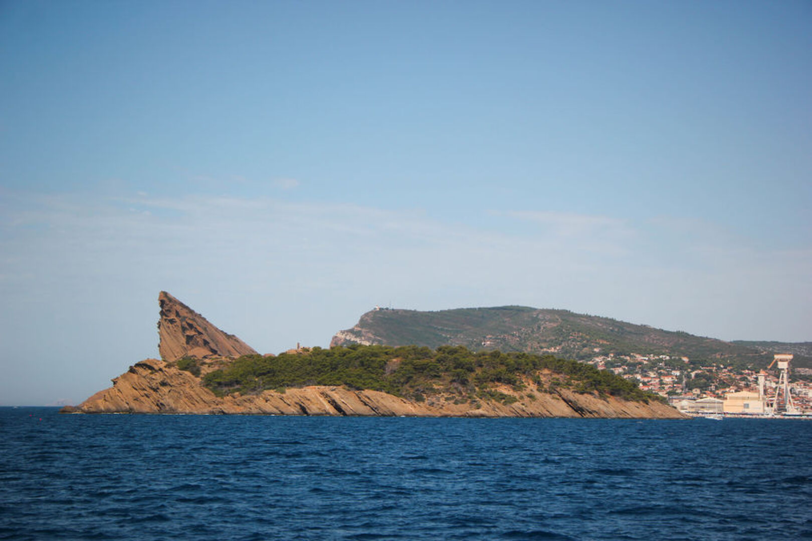 Balade en mer commentée des calanques avec l'Atlantide