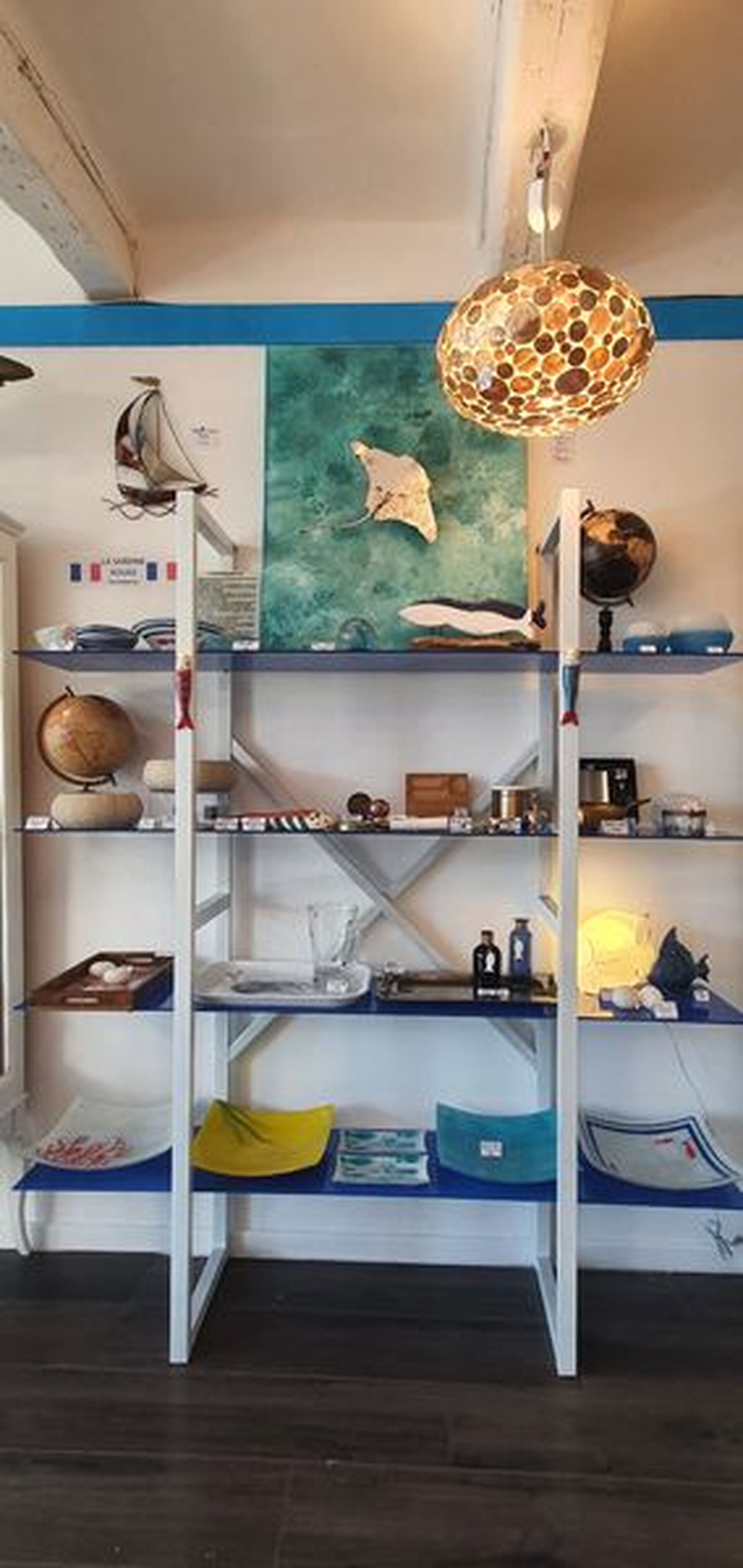 Etagère bleue