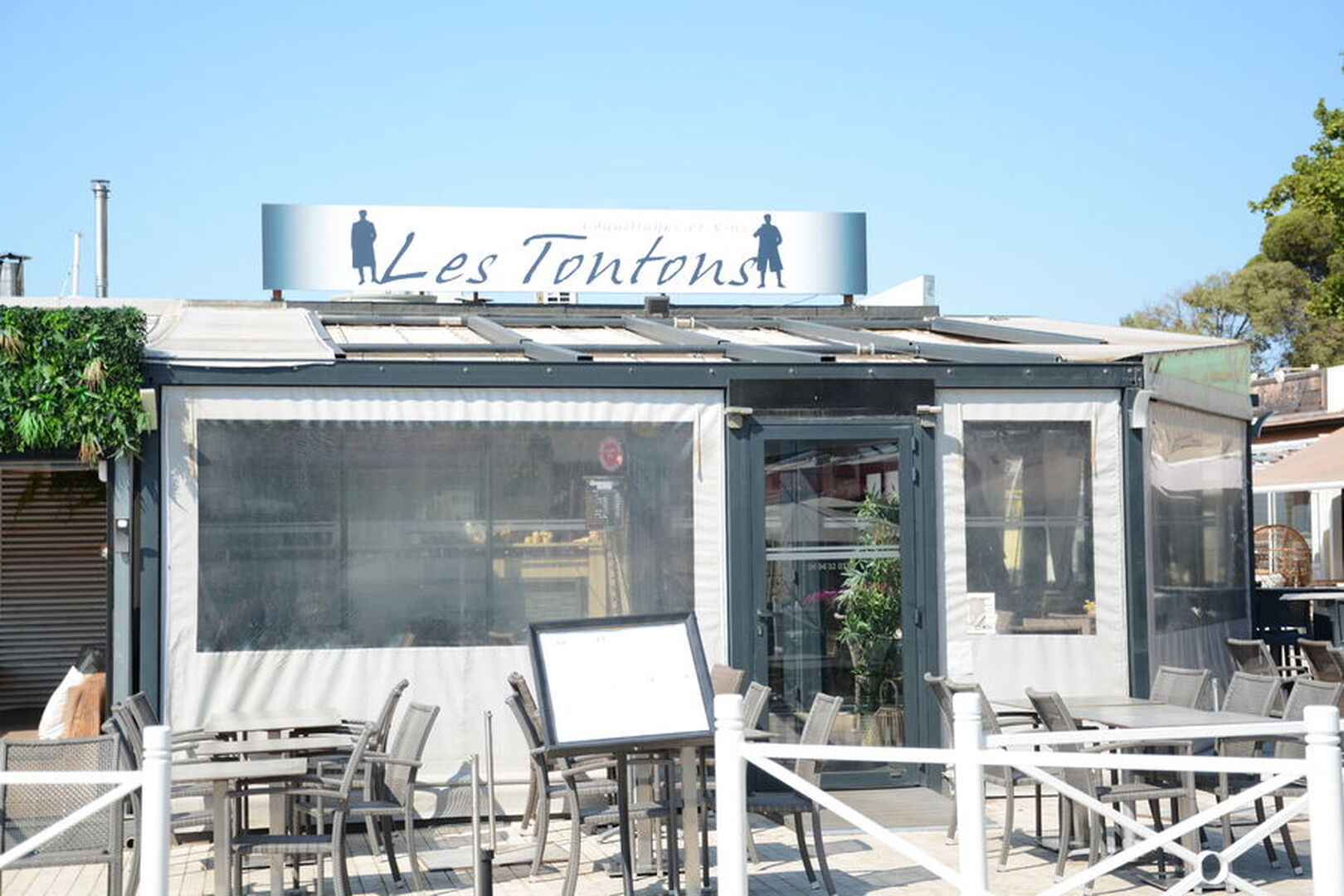 Les tontons
