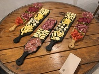 zOOvinO Planches Apéritives Charcuterie + Fromage