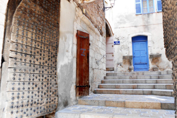 Ruelle et porte de la Cadiere d'Azur