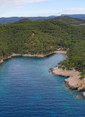 Vue aérienne site natura 2000 calanque de port d'alon